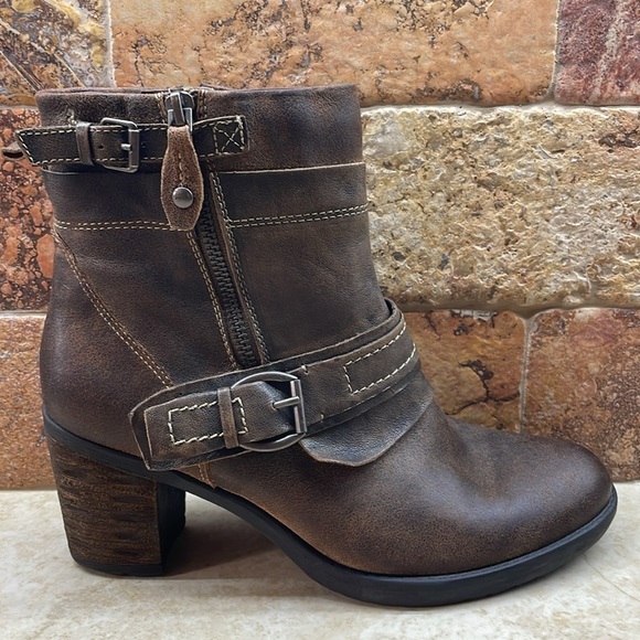Earth Women’s Boots Shoes Montana Sandstone Zipper Heels Leather Brown Size 9 B - Picture 6 of 16